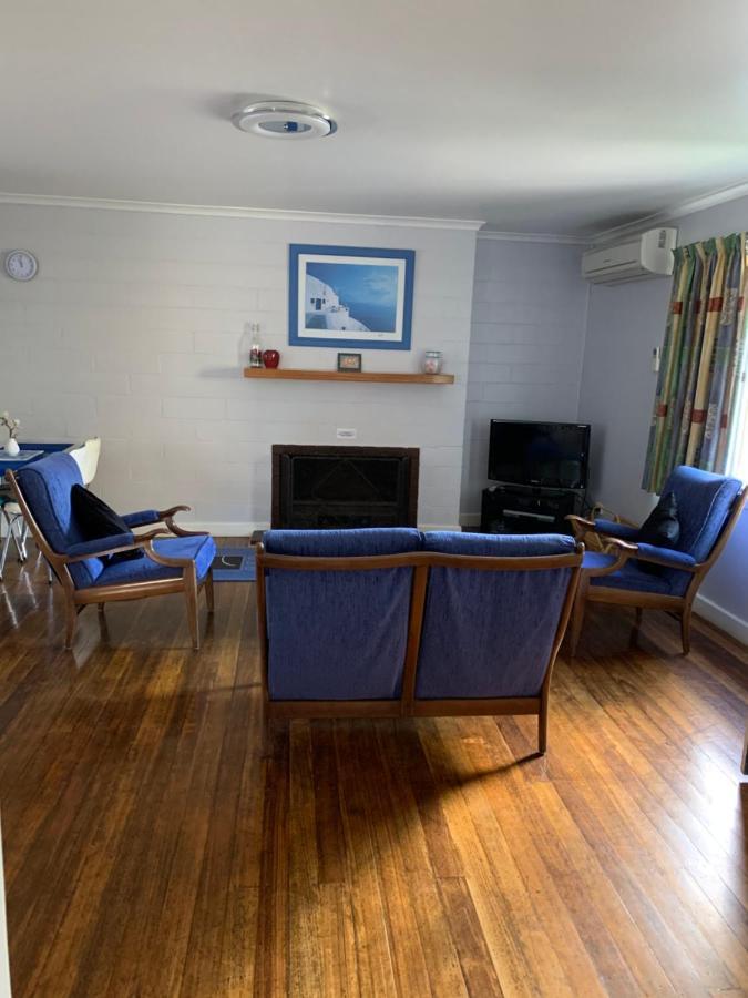 Orford Prosser Holiday Units ภายนอก รูปภาพ