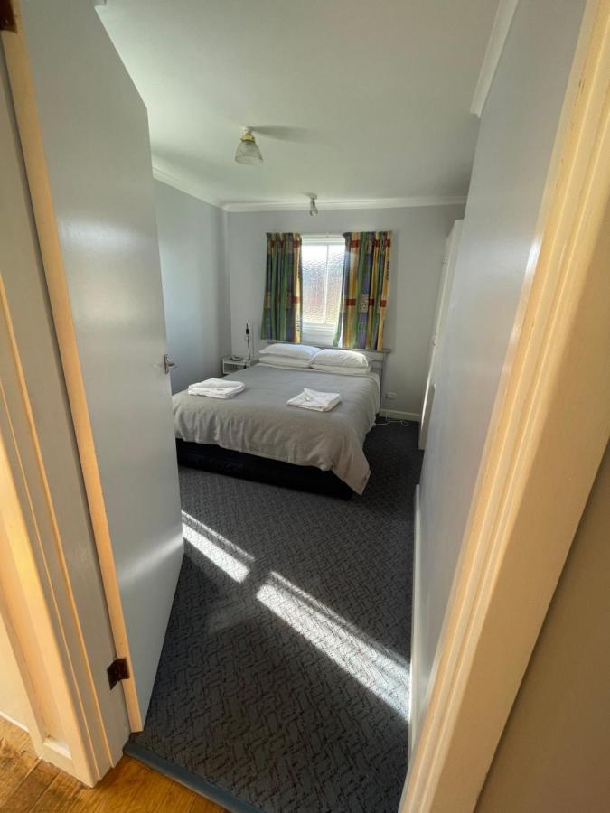 Orford Prosser Holiday Units ภายนอก รูปภาพ